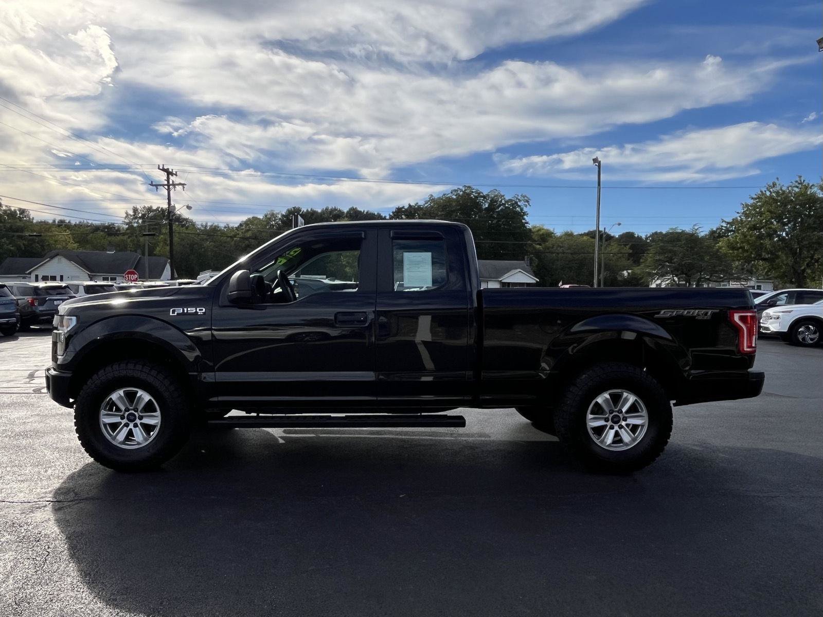 Used 2015 Ford F150 XL w/ Equipment Group 101A Mid AWD/4WD image 23