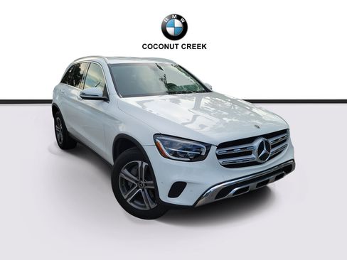 Used 2021 Mercedes-Benz GLC 300 4MATIC image 1