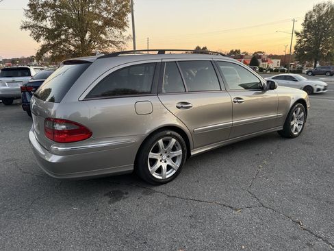 Used 2008 Mercedes-Benz E 350 4MATIC Wagon image 4