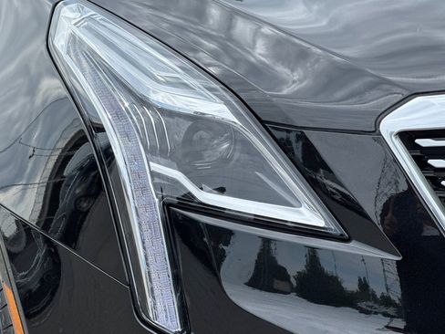 Used 2024 Cadillac XT5 Premium Luxury FWD image 12