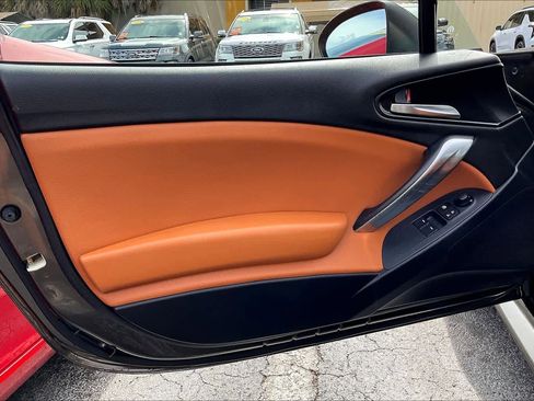 Used 2017 FIAT 124 Spider Lusso image 23