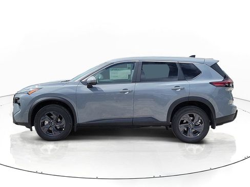 New 2026 Nissan Rogue SV FWD image 5