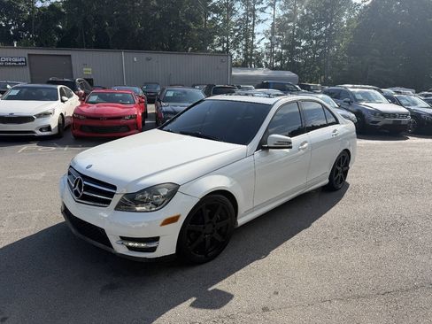 Used 2014 Mercedes-Benz C 250 Sedan w/ Multimedia Package image 1