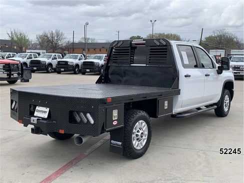 Used 2024 Chevrolet Silverado 2500 W/T w/ WT Convenience Package image 2