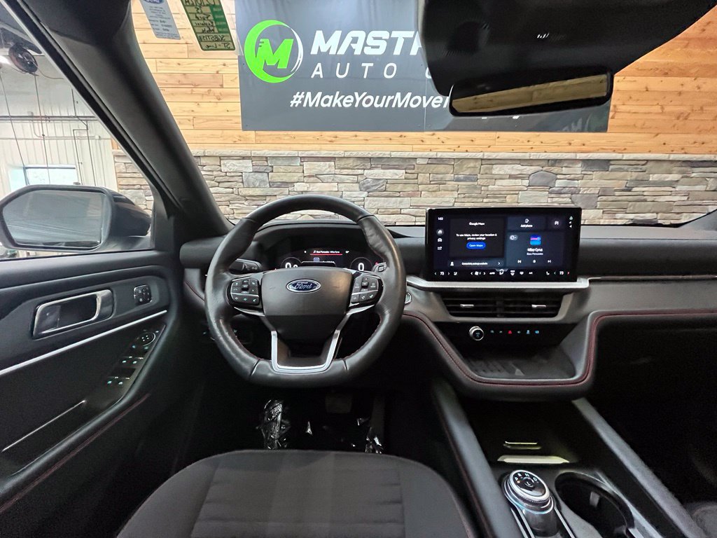 Used 2025 Ford Explorer ST-Line w/ Premium Package AWD/4WD image 24