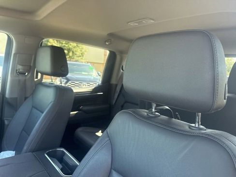 Used 2024 GMC Sierra 1500 Elevation w/ Elevation Premium Package RWD image 10
