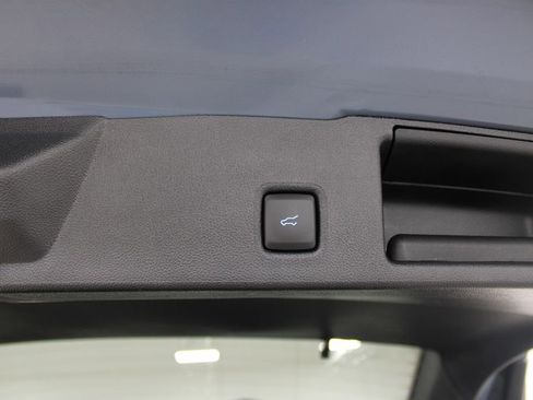 Used 2024 Ford Escape ST-Line image 27