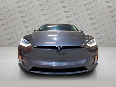 Used 2016 Tesla Model X 60D image 2