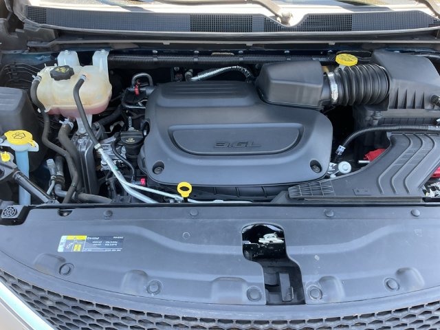 Used 2020 Chrysler Voyager LX w/ Cold Weather Group FWD image 28