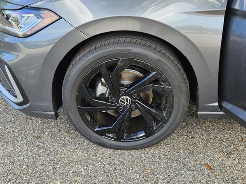 New 2025 Volkswagen Jetta SE image 34