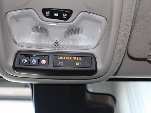 Used 2020 Buick Encore GX Select image 41