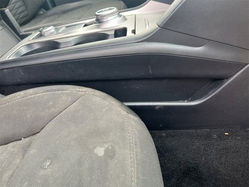 Used 2020 Ford Explorer XLT w/ Comfort Package image 34