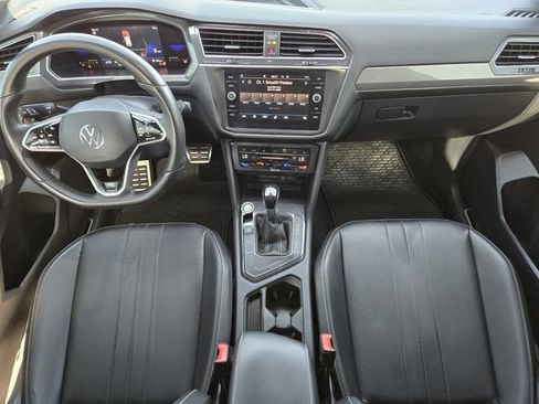 Used 2022 Volkswagen Tiguan SE R-Line FWD image 25