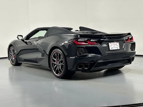 Used 2024 Chevrolet Corvette Stingray Premium Conv w/ 3LT RWD image 3