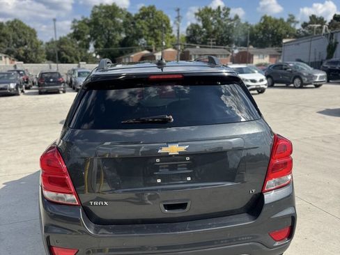 Used 2018 Chevrolet Trax LT w/ Driver Confidence Package image 8