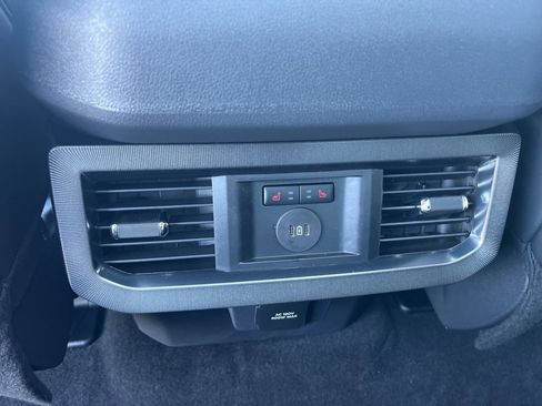 New 2026 Ford F250 Platinum image 15