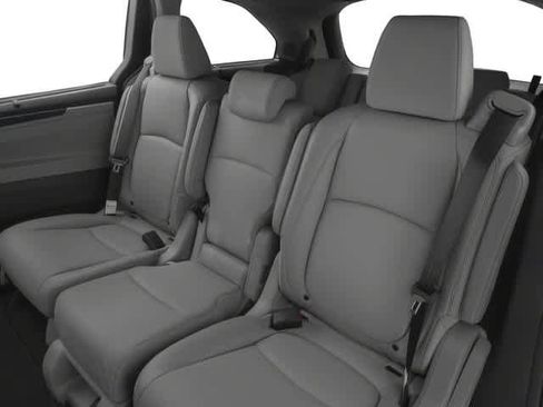 Used 2018 Honda Odyssey Elite image 17