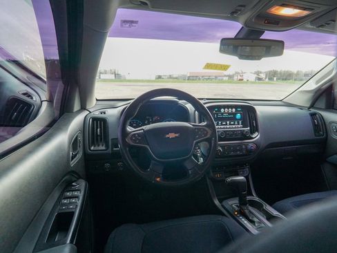 Used 2016 Chevrolet Colorado Z71 image 11