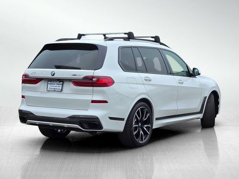 Used 2021 BMW X7 xDrive40i w/ M Sport Package AWD/4WD image 4