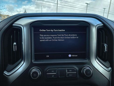 Used 2021 Chevrolet Silverado 1500 LT Trail Boss w/ Convenience Package II image 13