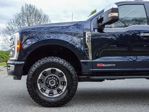 Used 2024 Ford F350 Platinum w/ Tremor Off-Road Package AWD/4WD image 5