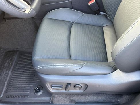 New 2025 Toyota 4Runner Limited image 12