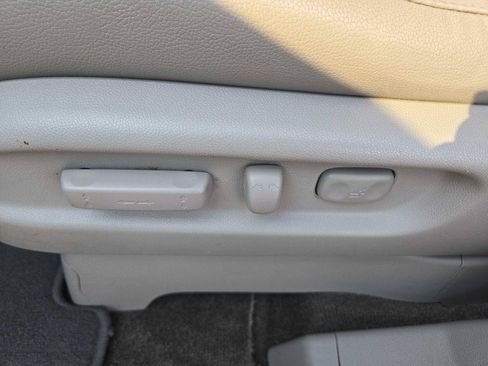 Used 2014 Honda Odyssey Touring image 12