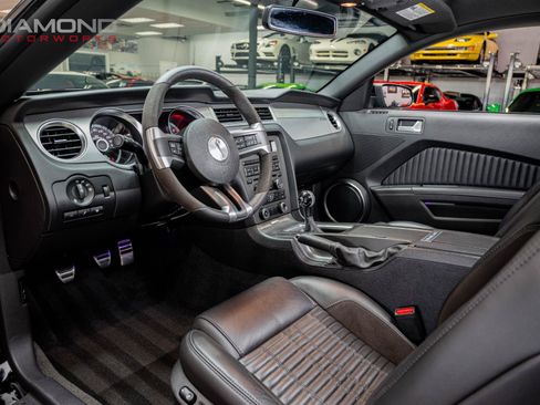 Used 2013 Ford Mustang Shelby GT500 RWD image 89