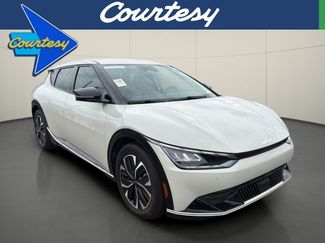 Used 2023 Kia EV6 Wind AWD/4WD video 1