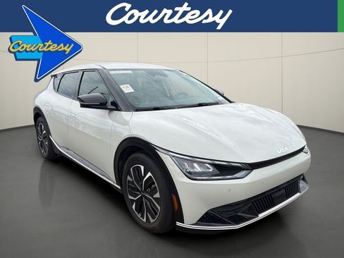 Used 2023 Kia EV6 Wind AWD/4WD image 1