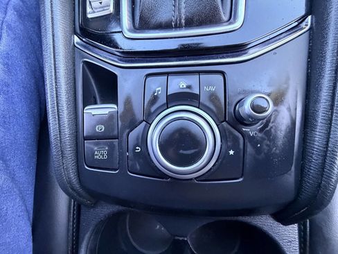 Used 2017 MAZDA CX-5 Touring image 12