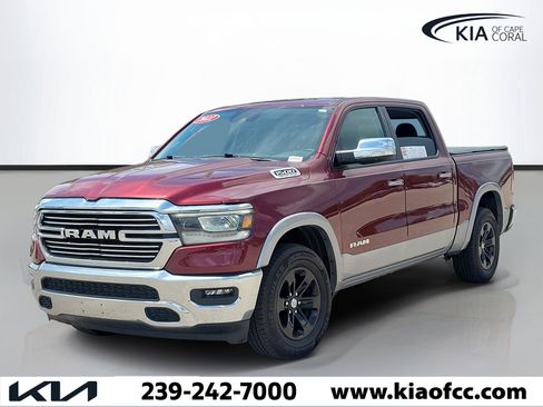 Used 2022 RAM 1500 Laramie AWD/4WD image 3