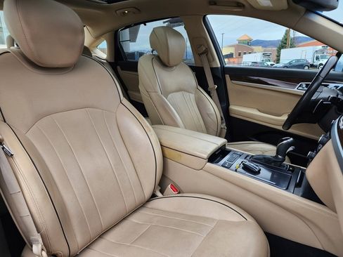 Used 2015 Hyundai Genesis 3.8 w/ Option Group 03 image 18