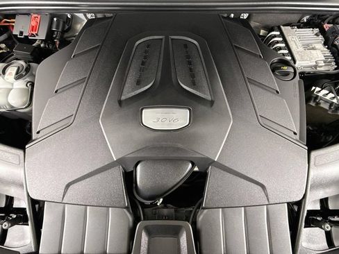 Certified 2023 Porsche Cayenne AWD/4WD image 27