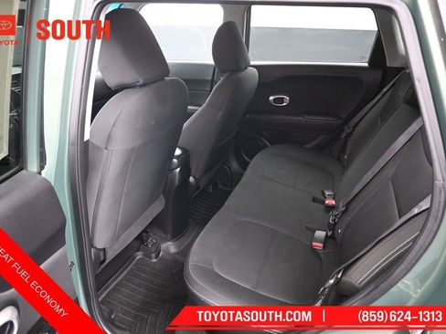 Used 2014 Kia Soul FWD image 10