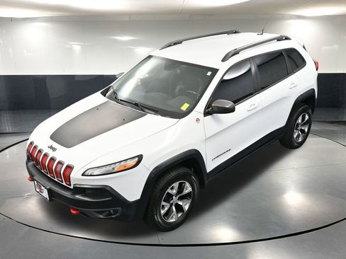 Used 2015 Jeep Cherokee Trailhawk image 54