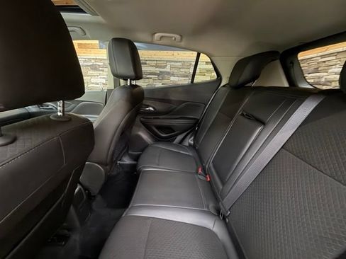 Used 2019 Buick Encore Sport Touring AWD/4WD image 30