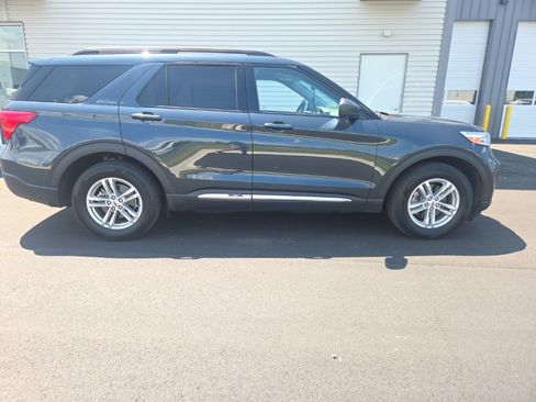 Used 2022 Ford Explorer XLT RWD image 7