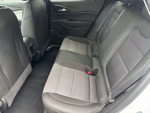 Used 2025 Chevrolet Trax LT image 22