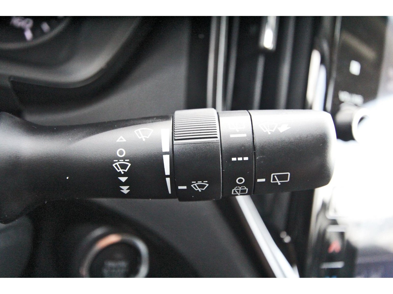 Certified 2025 Subaru Ascent Onyx Edition AWD/4WD image 19