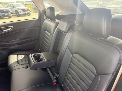 Used 2023 Ford Edge SEL w/ Convenience Package AWD/4WD image 10