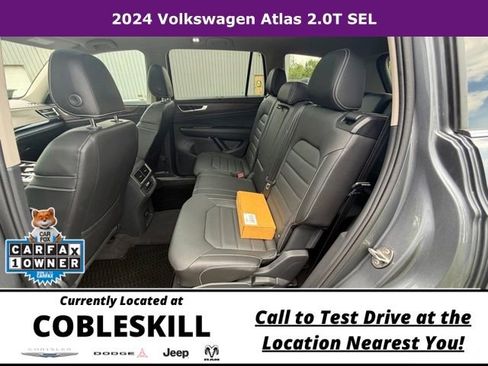 Used 2024 Volkswagen Atlas SEL AWD/4WD image 16