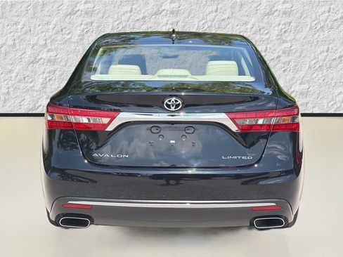 Used 2016 Toyota Avalon Limited FWD image 4