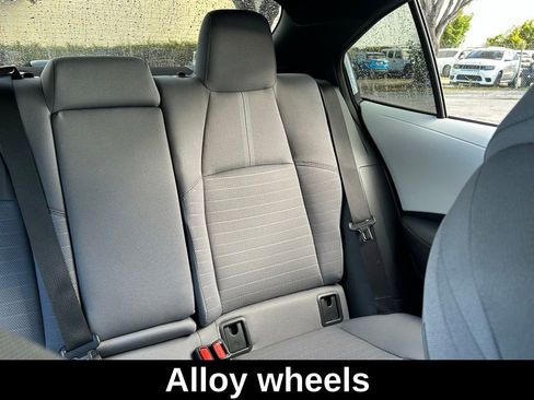 Used 2024 Toyota Corolla SE image 14