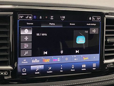 New 2026 Chrysler Pacifica Limited w/ S Appearance Package image 20