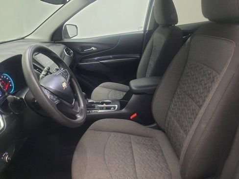 Used 2022 Chevrolet Equinox LT AWD/4WD image 17