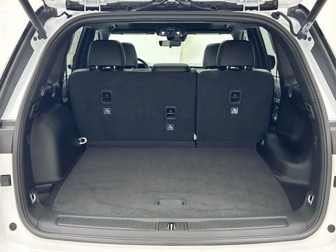 New 2025 Jeep Grand Cherokee Limited image 9