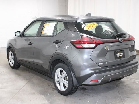 Used 2023 Nissan Kicks S image 7