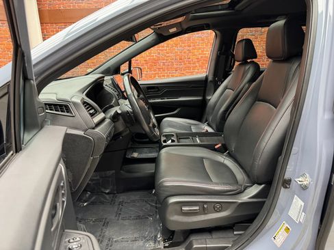 Used 2023 Honda Odyssey Sport image 22
