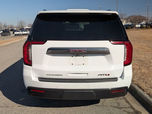 Used 2021 GMC Yukon XL AT4 w/ AT4 Premium Plus Package image 6